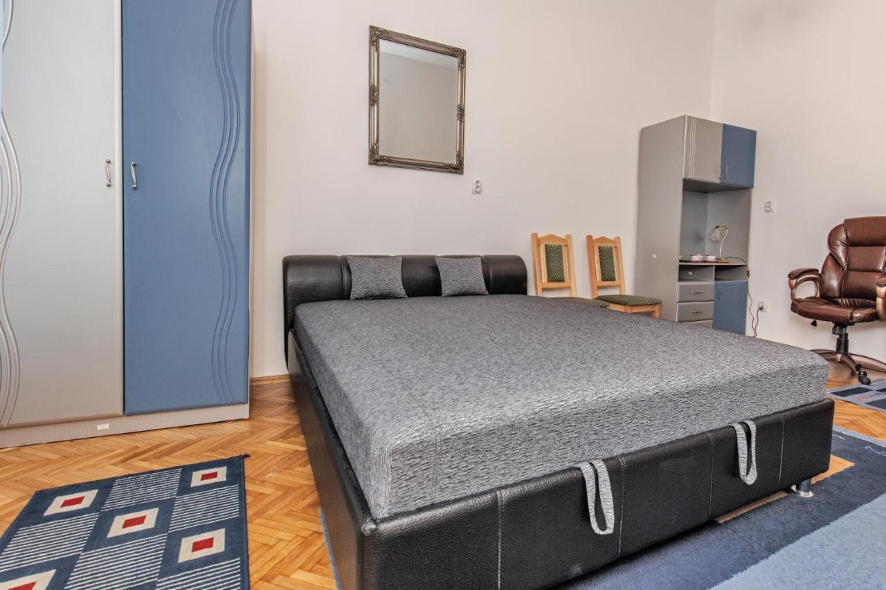 Arany Csillag Apartman Eger Exterior foto